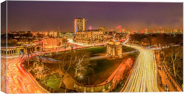  Hyde Park corner with traffic  Lights Canvas Print by Phil Robinson