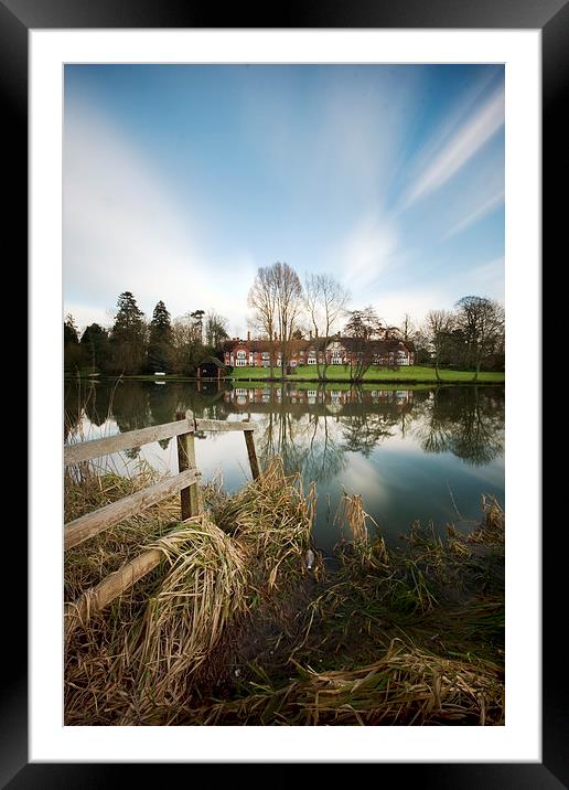  River Thames at Pangbourne Framed Mounted Print by Tony Bates