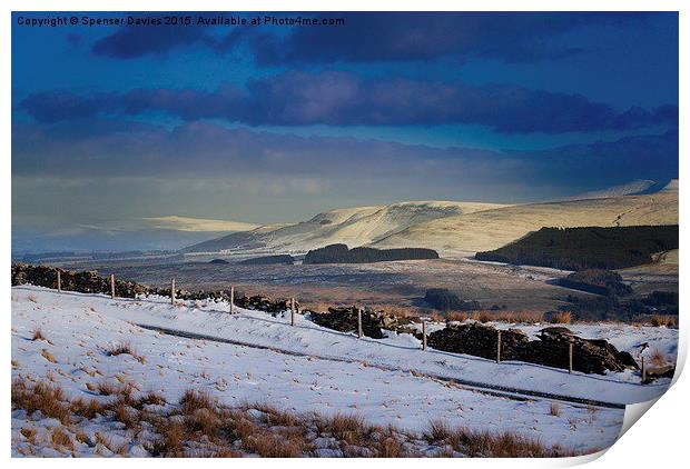  Snowy landscape in the Brecon Beacons Print by Spenser Davies