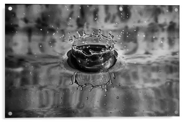  Mono Water Splash Crown Acrylic by Gary Kenyon