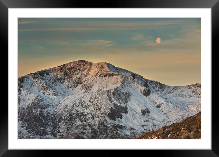  Y Garn Framed Mounted Print by Rory Trappe