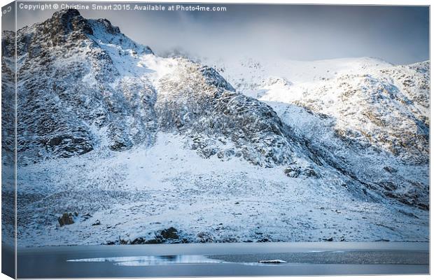  Winter at Cwm Idwal Canvas Print by Christine Smart