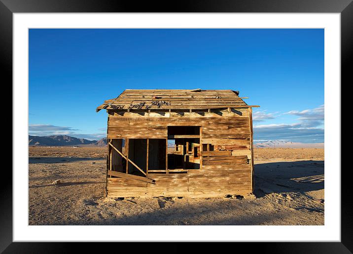 Apple Valley shack in colour Framed Mounted Print by David Hare