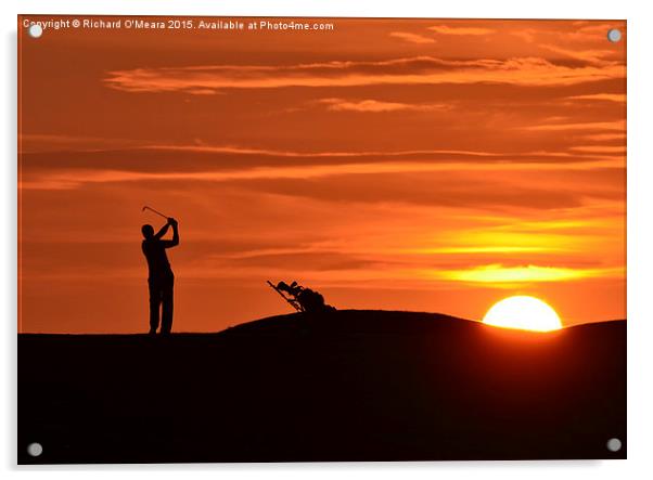  Golfer at sunset Acrylic by Richard O'Meara