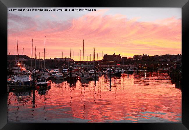  Scarborough Harbour Sunset Framed Print by Rob Washington