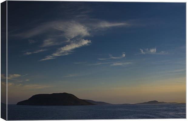 Outer Hebrides in sunset Canvas Print by Gabor Pozsgai