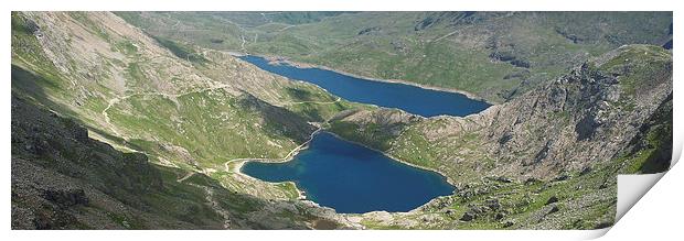 Glaslyn lake and beyond Print by Andy Evans