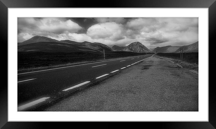  Road to the isles Framed Mounted Print by Gordon Holmes