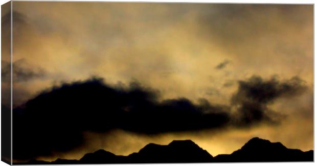 moody highlands  Canvas Print by dale rys (LP)