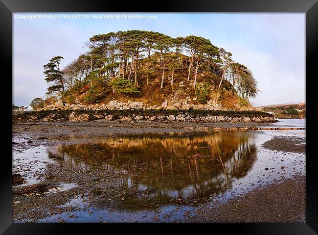 The 'Lump' or 'Meall' at Portree, Isle of Skye.  Framed Print by Richard Smith