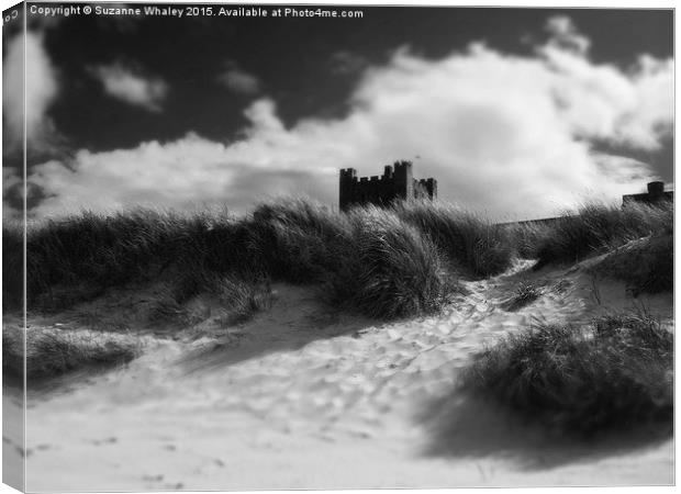 Bamburgh Castle Canvas Print by Suzanne Whaley