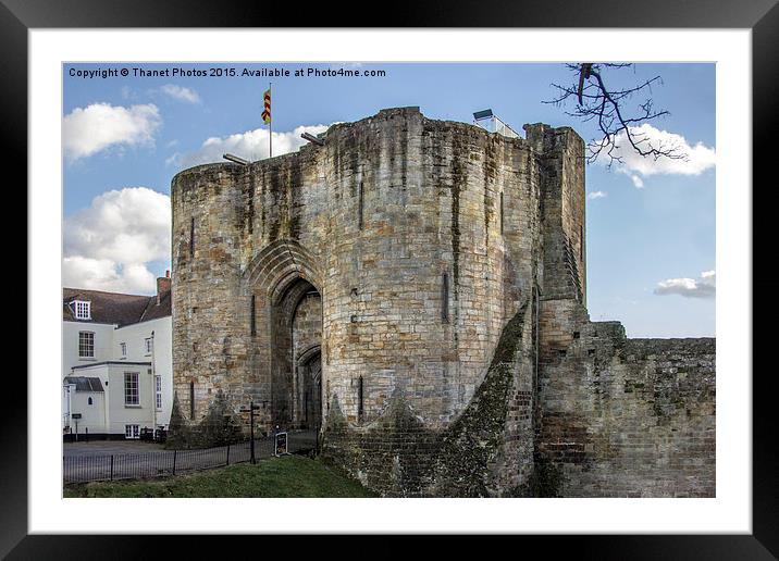  Tonbridge castle Framed Mounted Print by Thanet Photos