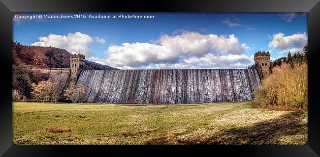  Mighty Wall Across the Upper Derwent Valley Framed Print by K7 Photography