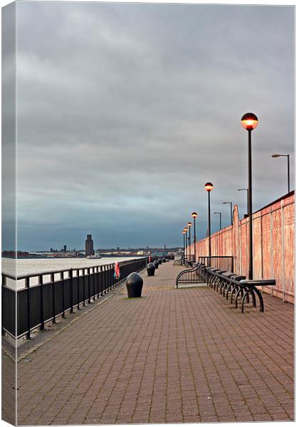 Promenade on the River Mersey, Liverpool, UK. Canvas Print by ken biggs