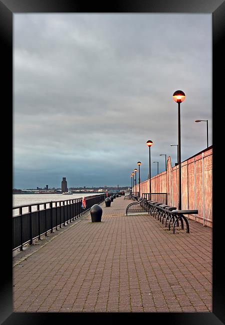 Promenade on the River Mersey, Liverpool, UK. Framed Print by ken biggs