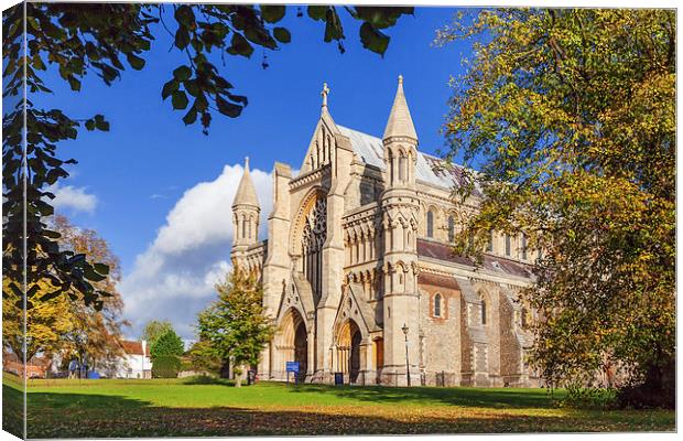  St Albans Abbey amongst autumnal trees Canvas Print by Ian Duffield