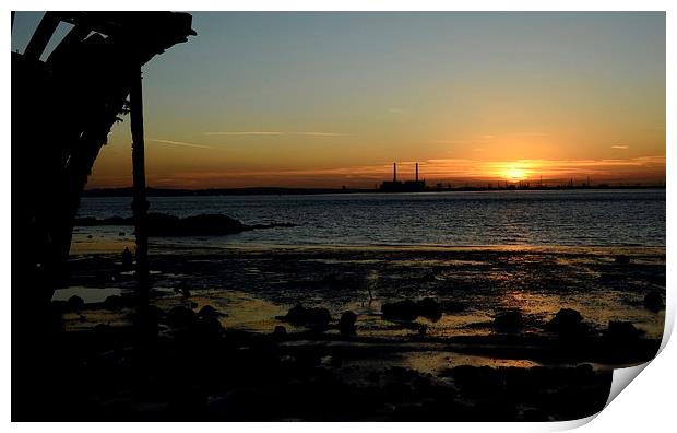 shipwrecked sunset on the river thames, Gravesend Print by pristine_ images