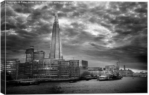  London Skyline Canvas Print by Peter Jones