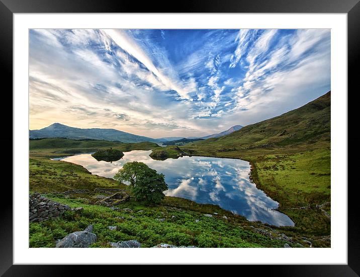  Llyn Dywarchen Framed Mounted Print by Rory Trappe
