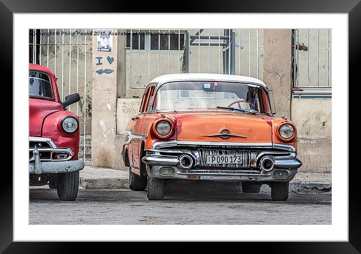  Colourful cars in Cuba Framed Mounted Print by Philip Pound