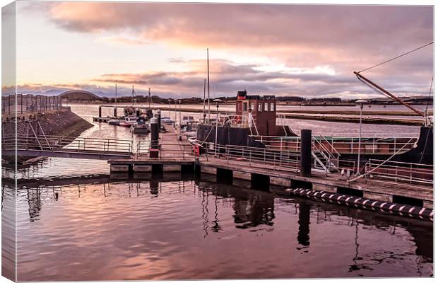 Harbour Sunset  Canvas Print by Valerie Paterson