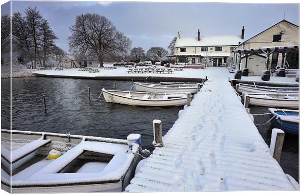 Jetty in the snow Canvas Print by Stephen Mole