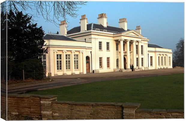 HYLANDS HOUSE, CHELMSFORD Canvas Print by Ray Bacon LRPS CPAGB