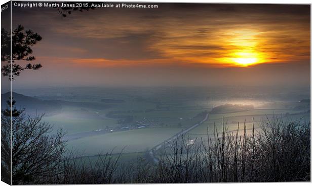 Mist over the Vale Canvas Print by K7 Photography