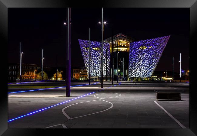  Titanic Building Belfast - Northern Ireland Framed Print by Chris Curry