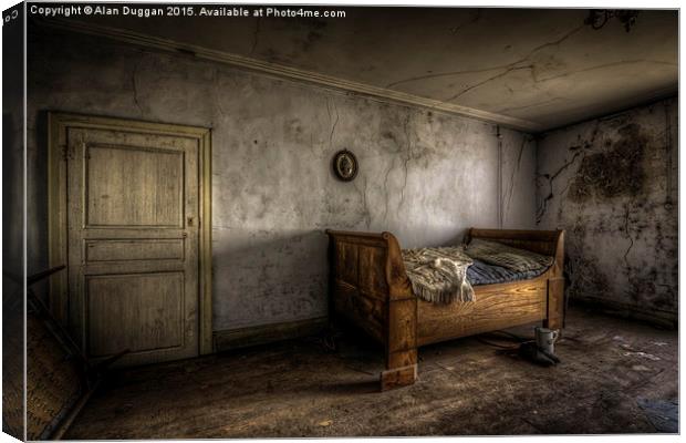 Abandoned Maison Canvas Print by Alan Duggan