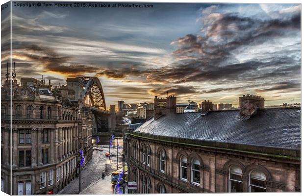  Sunrise at the Quayside, Newcastle Upon Tyne Canvas Print by Tom Hibberd