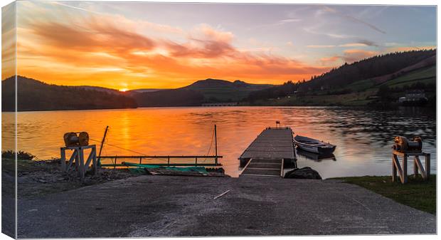  Ladybower Canvas Print by Tony Clement