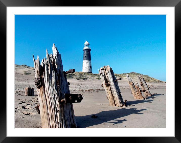 Spurn Point coast Framed Mounted Print by Dave Leason