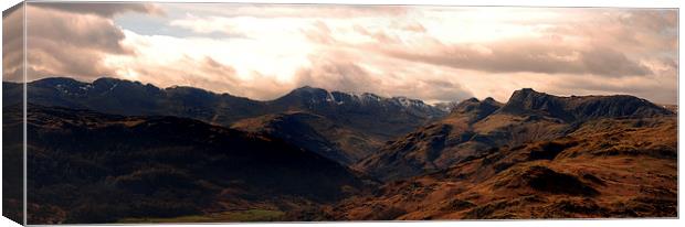  scafell and langdale pikes Canvas Print by eric carpenter