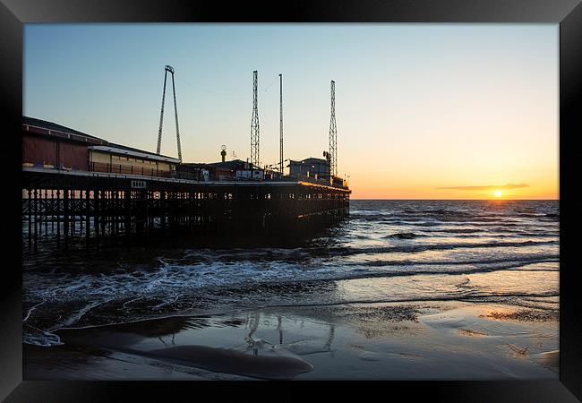  South Pier Sunset Blackpool Framed Print by Gary Kenyon