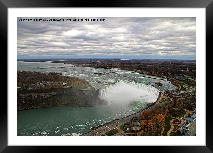 Horseshoe Falls from above Framed Mounted Print by Matthew Bates