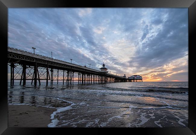  Sunset North Pier Blackpool Framed Print by Gary Kenyon