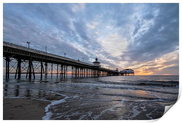  Sunset North Pier Blackpool Print by Gary Kenyon