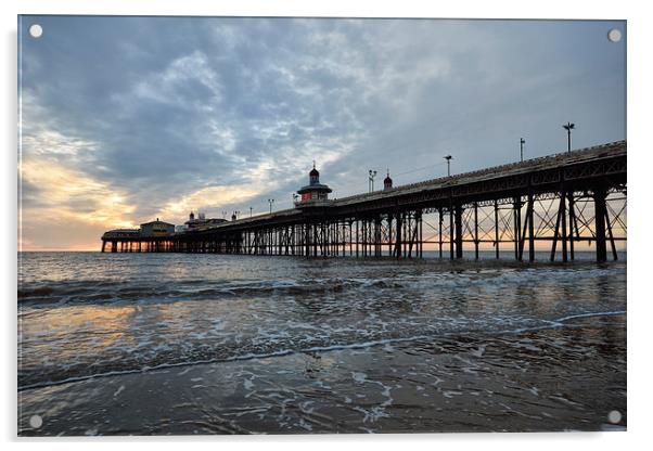  North Pier Blackpool Acrylic by Gary Kenyon