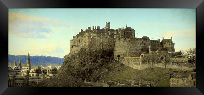  edinburgh castle     Framed Print by dale rys (LP)