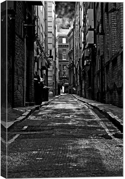 cobbled back streets of inner city Liverpool Canvas Print by ken biggs