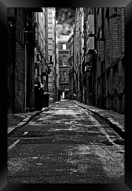 cobbled back streets of inner city Liverpool Framed Print by ken biggs