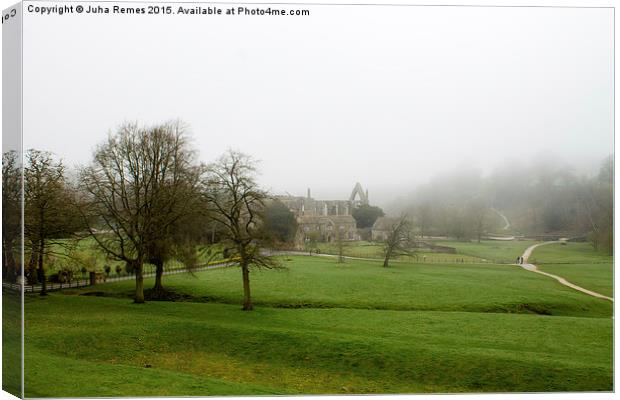 Misty Scenery in Wharfedale Canvas Print by Juha Remes