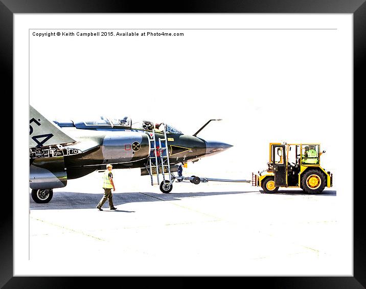  Buccaneer XW544 ground crew Framed Mounted Print by Keith Campbell