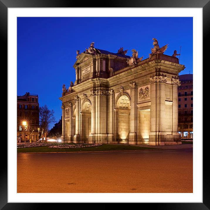  Madrid at night Framed Mounted Print by Stephen Taylor