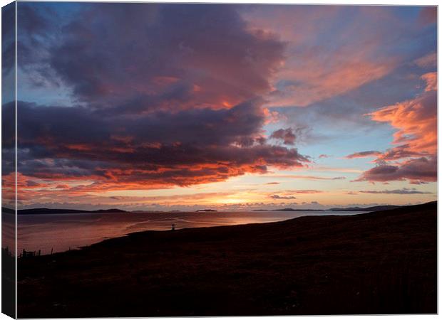  Rhue Sunset Canvas Print by Bun Dealbh