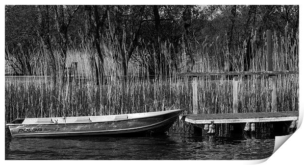  boat at rest  Print by luke perez