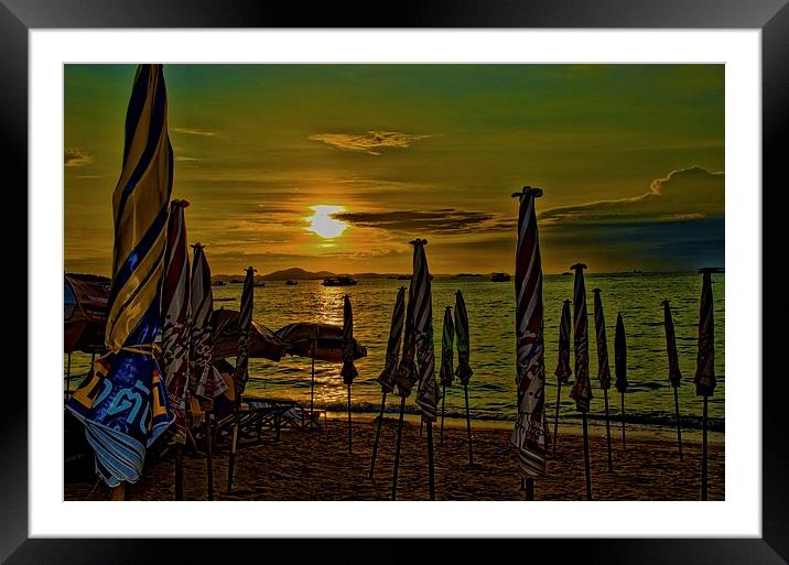  PATTY BEACH SUNSET Framed Mounted Print by radoslav rundic
