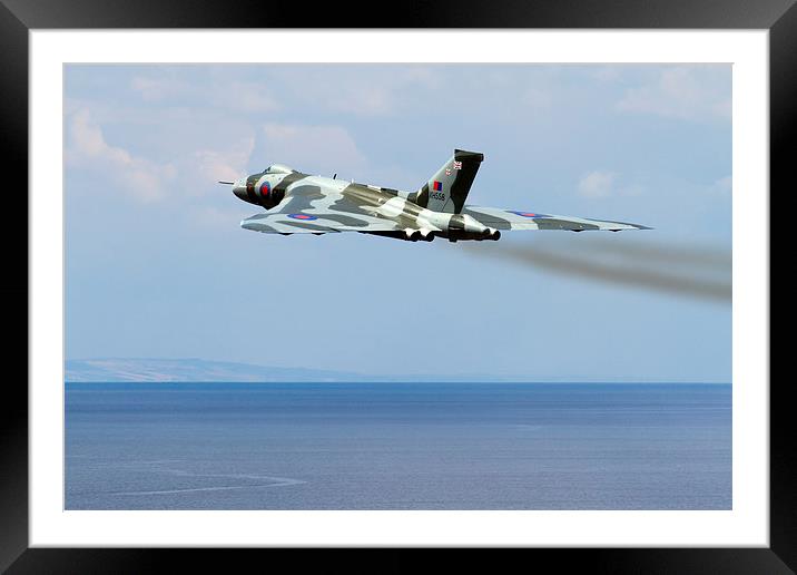  Vulcan XH558 at Dawlish Framed Mounted Print by Oxon Images