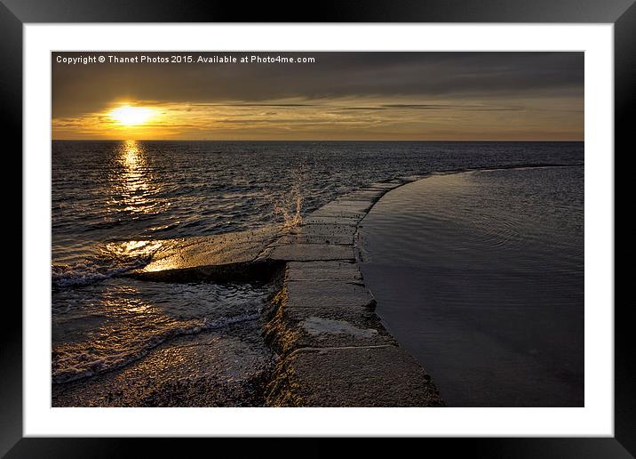  tidal pool sunset Framed Mounted Print by Thanet Photos